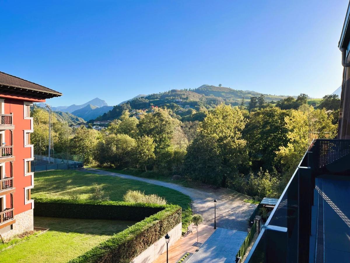 Cangas De Onis A Orillas Del Rio Sella 外观 照片